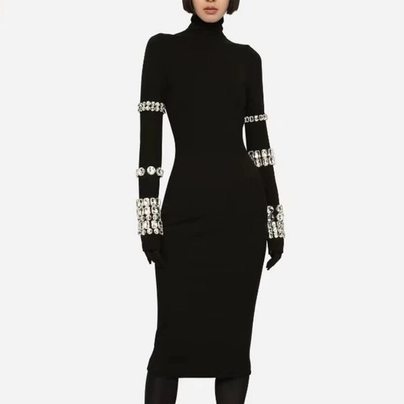 Black Diamond Sleeves Dress - Picture 1 of 5
